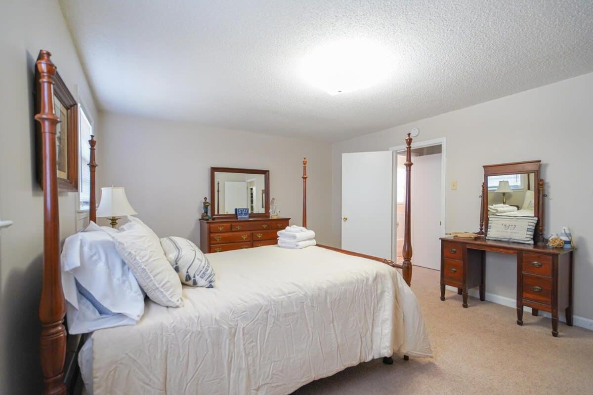 2Br Pet Friendly Home In Sneads Ferry With Parking Exteriör bild