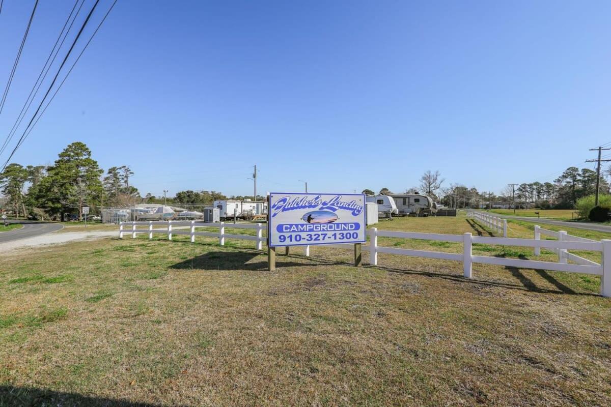 2Br Pet Friendly Home In Sneads Ferry With Parking Exteriör bild