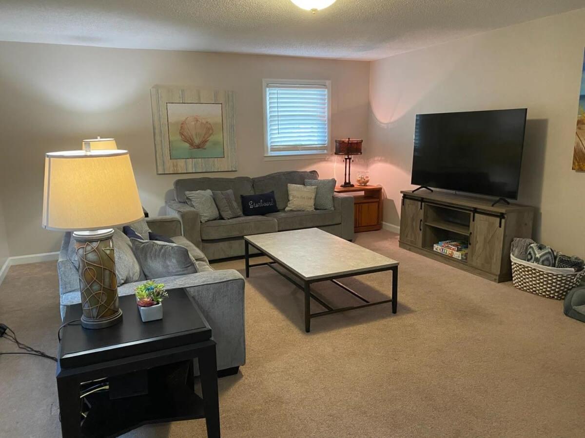 2Br Pet Friendly Home In Sneads Ferry With Parking Exteriör bild