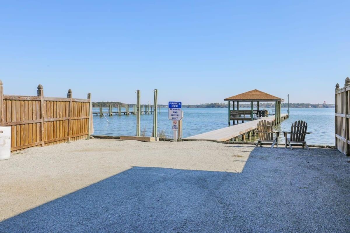 2Br Pet Friendly Home In Sneads Ferry With Parking Exteriör bild