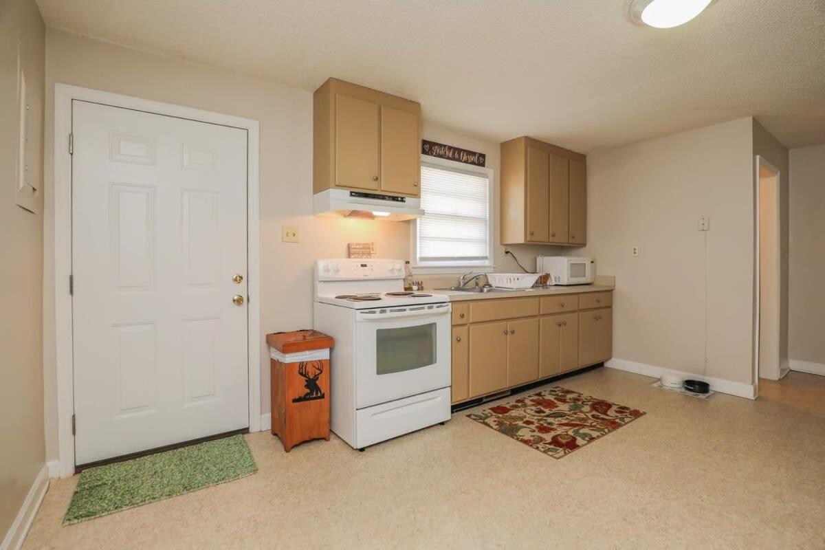 2Br Pet Friendly Home In Sneads Ferry With Parking Exteriör bild